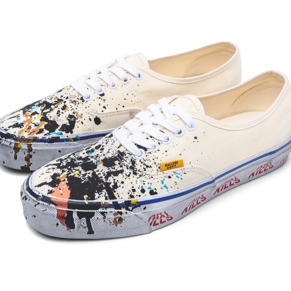 Gallery Depart. OTW Vans Classic☠️ DEADSTOCK ☠️. pre-release. on the way!